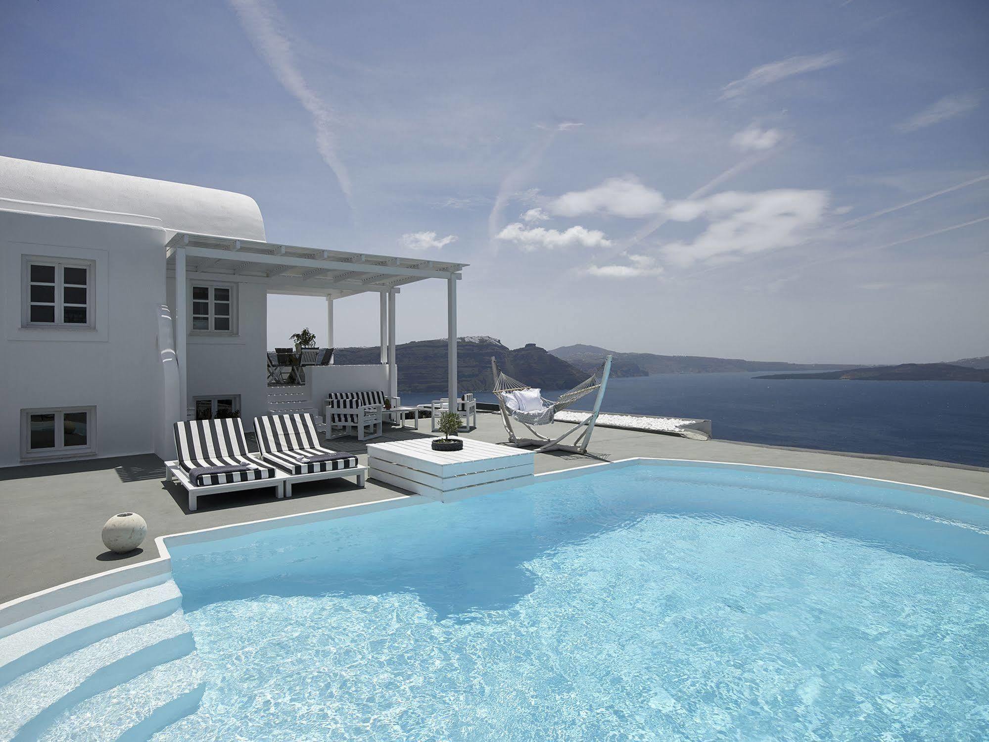 Mythique Villas & Suites Oía Dış mekan fotoğraf