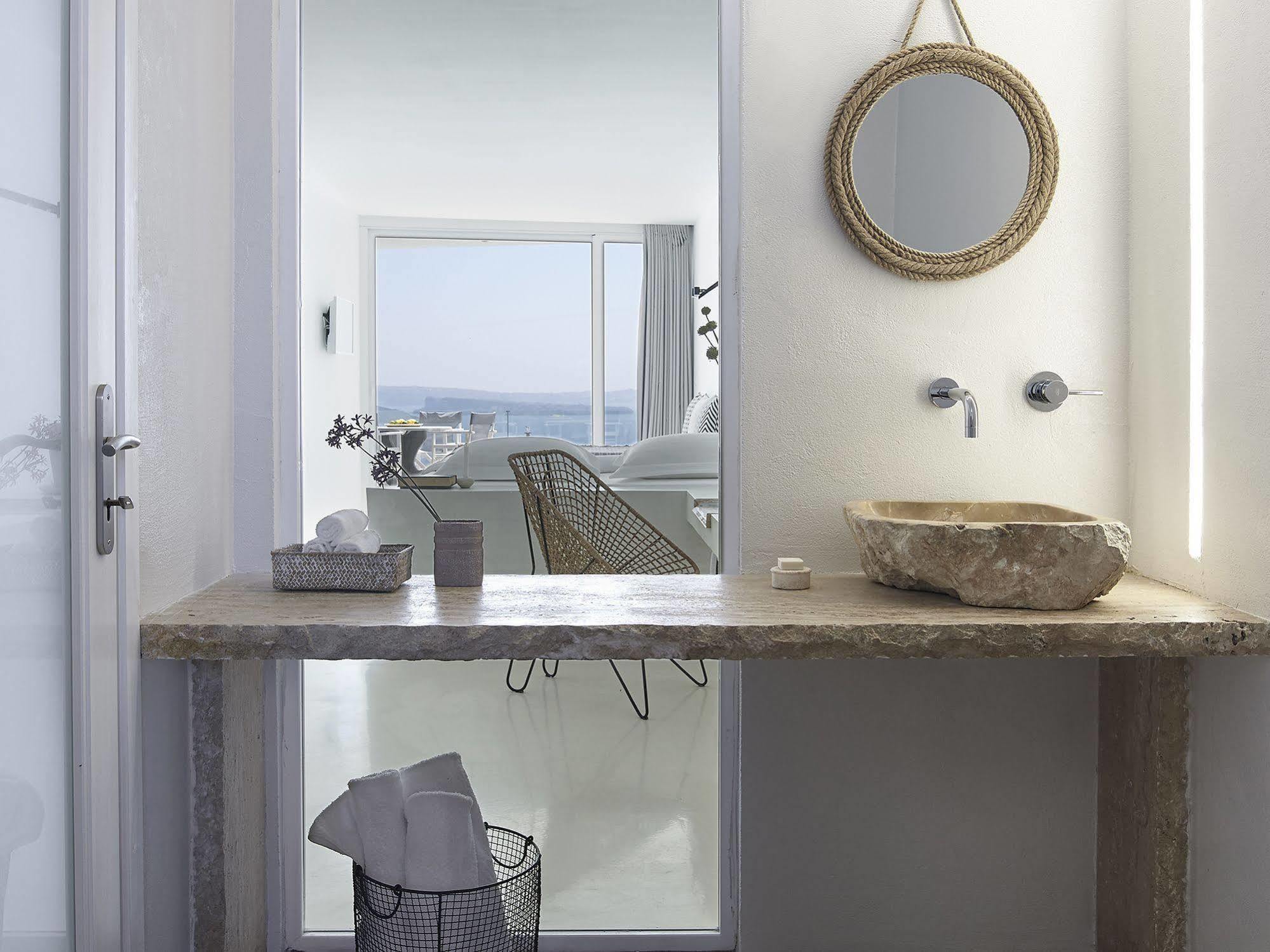 Mythique Villas & Suites Oía Dış mekan fotoğraf