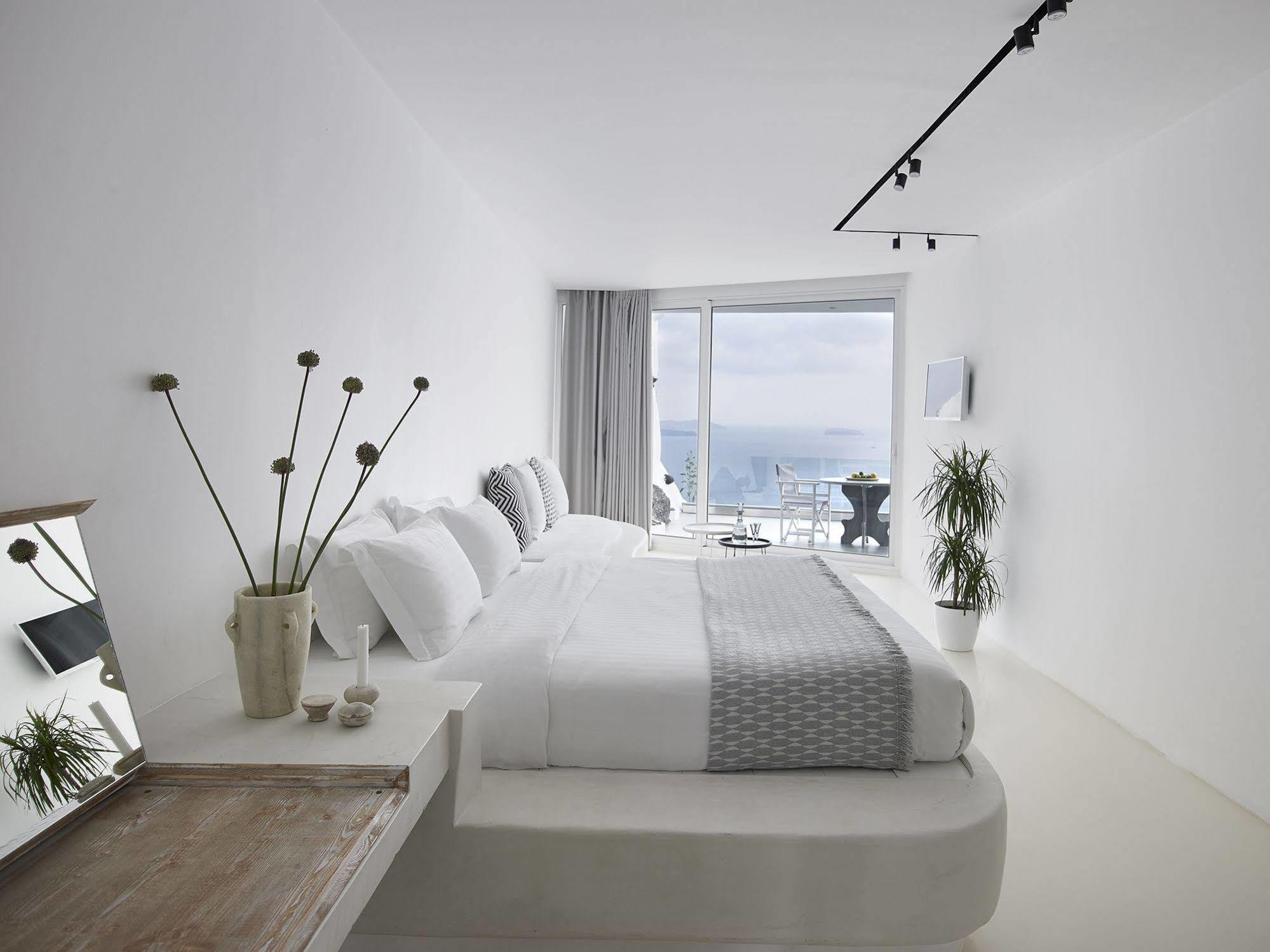 Mythique Villas & Suites Oía Dış mekan fotoğraf