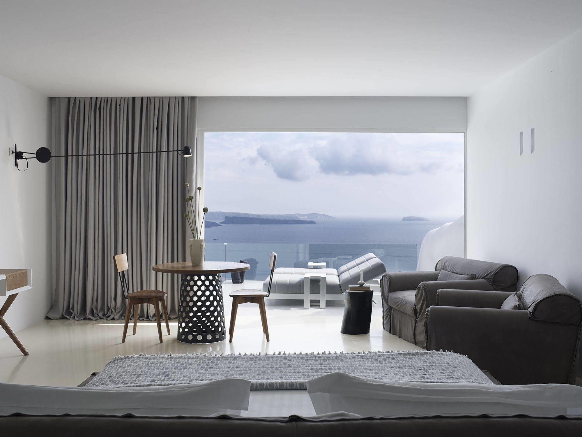 Mythique Villas & Suites Oía Dış mekan fotoğraf