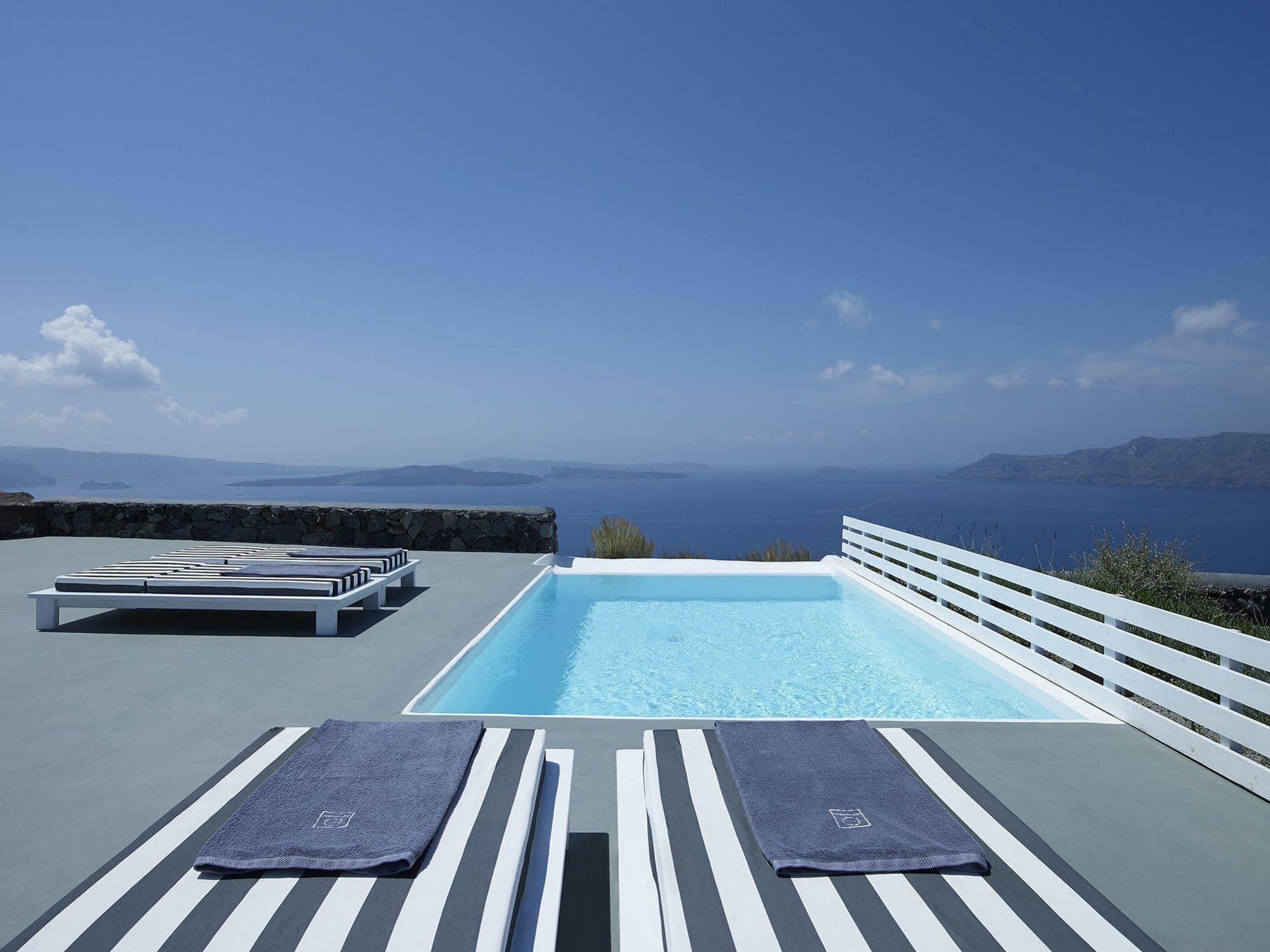 Mythique Villas & Suites Oía Dış mekan fotoğraf