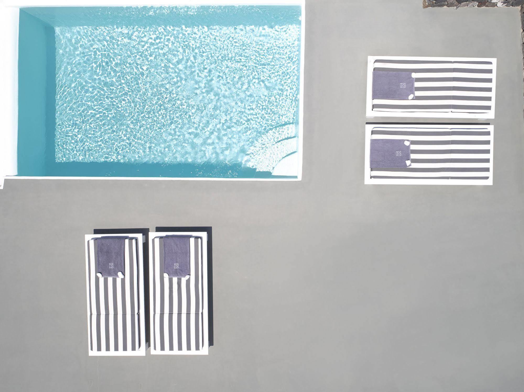 Mythique Villas & Suites Oía Dış mekan fotoğraf