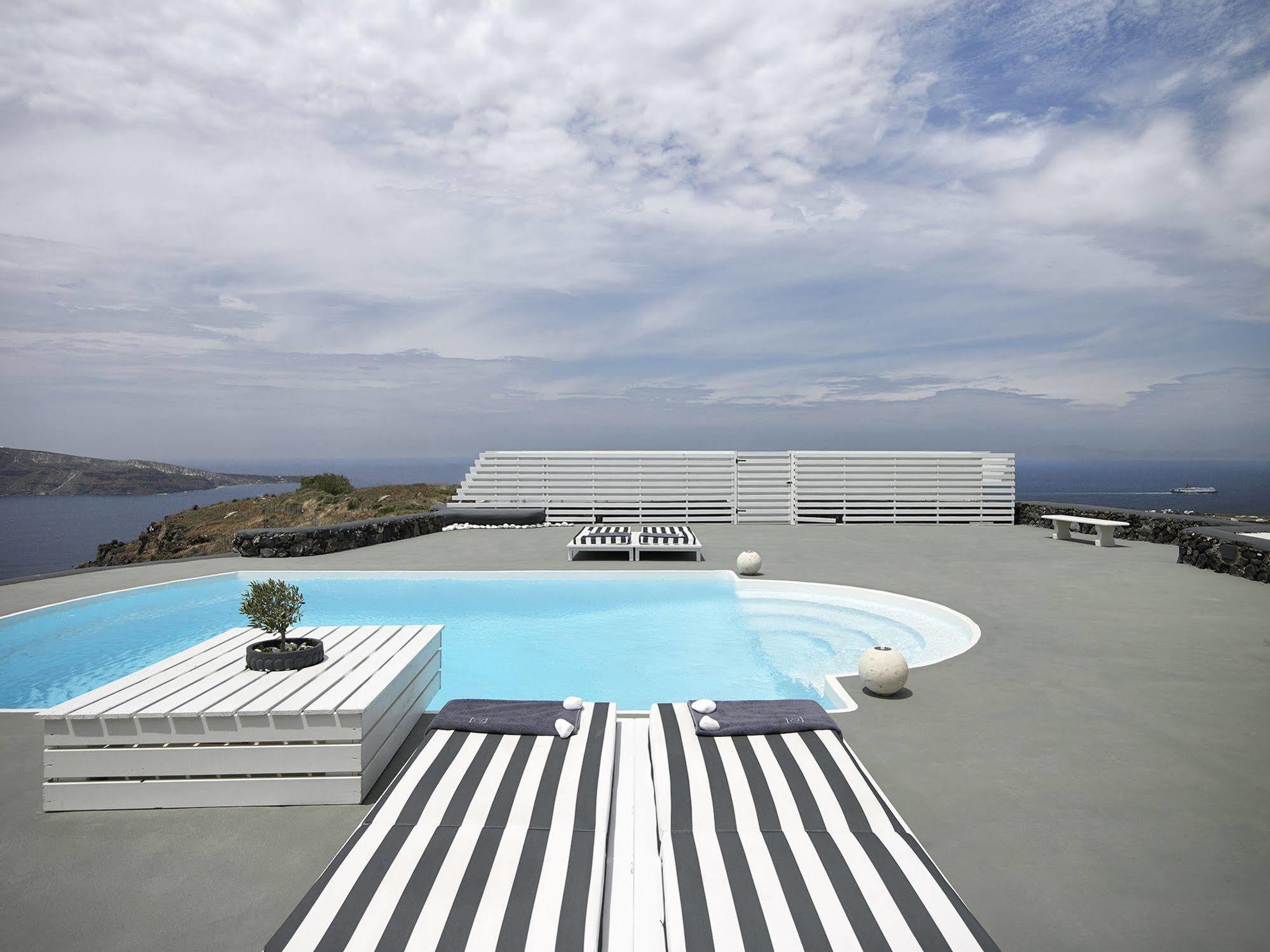 Mythique Villas & Suites Oía Dış mekan fotoğraf