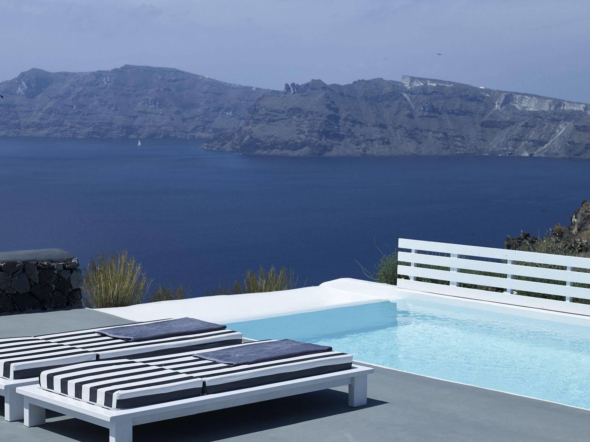Mythique Villas & Suites Oía Dış mekan fotoğraf