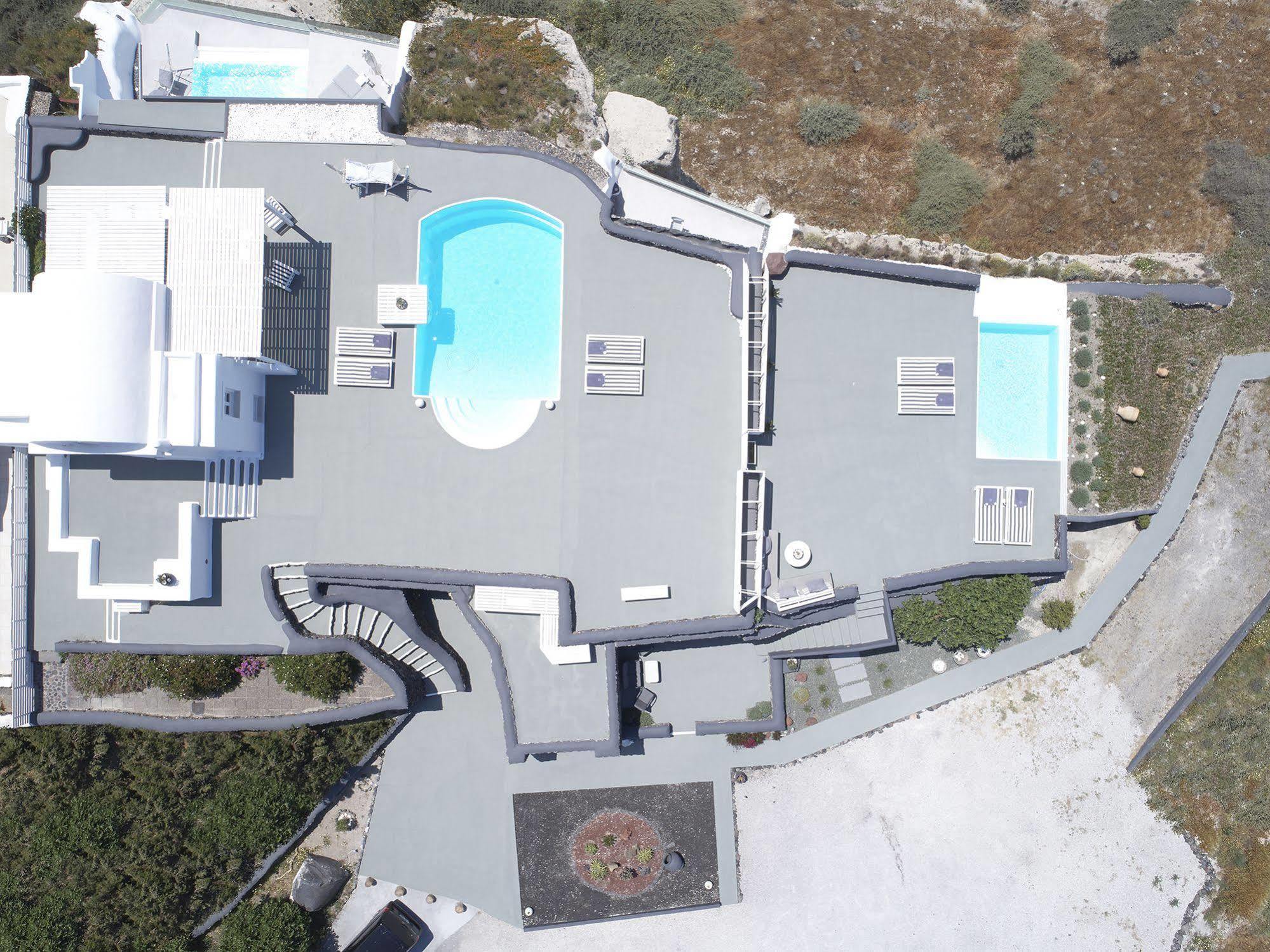 Mythique Villas & Suites Oía Dış mekan fotoğraf